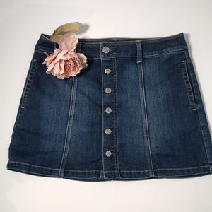 American Eagle- Jeans Skirt size 8